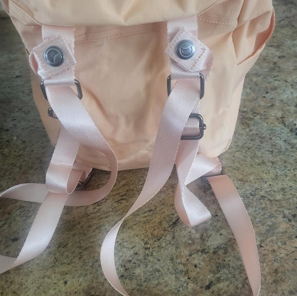 Backpack - Picture 3 of 5